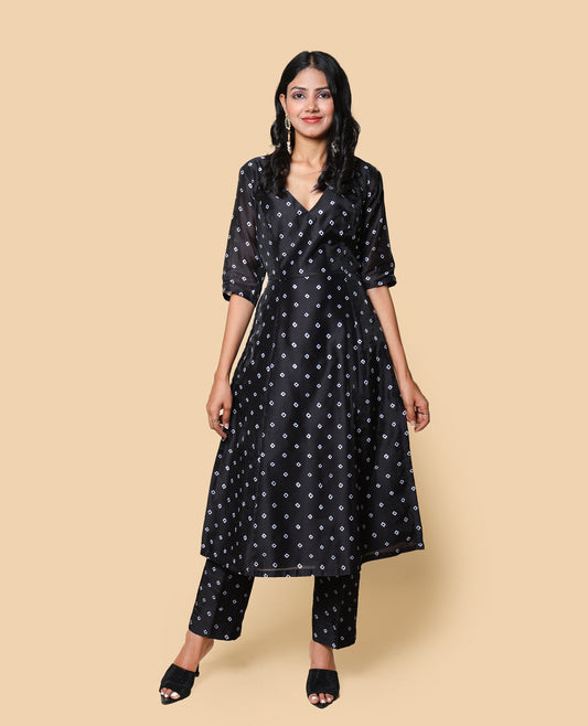 Kellpar Bandhej Black High Slit Kurti with Pant