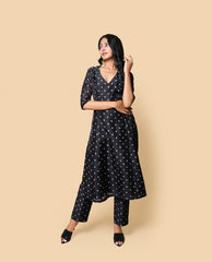 Kellpar Bandhej Black High Slit Kurti with Pant