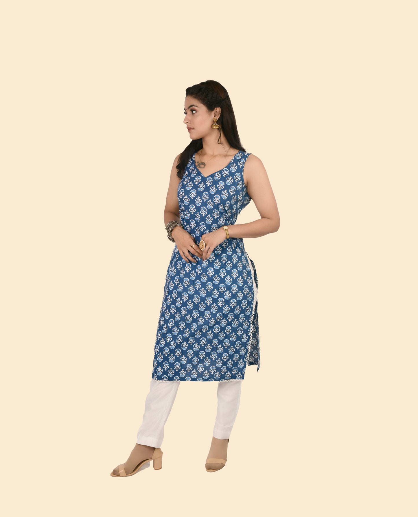 KELLPAR KURTI WITH TROUSER