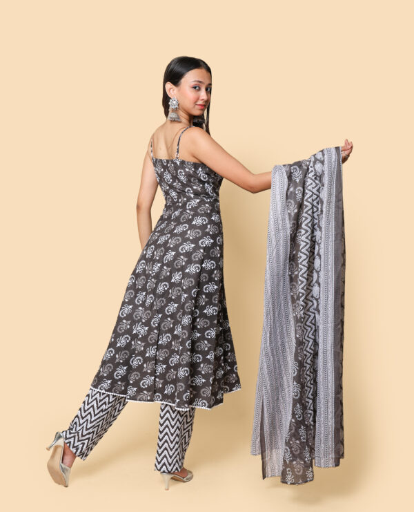 Suit (Copy) - Image 2