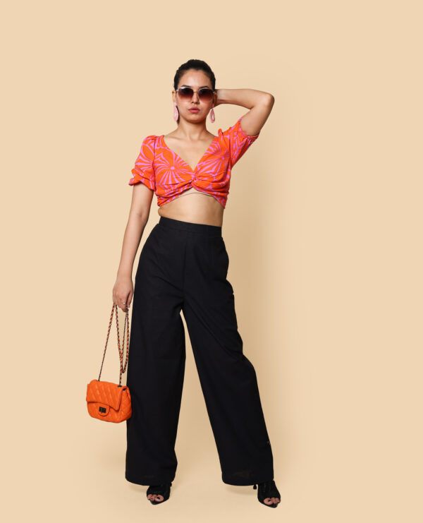 Kellpar Crop Top