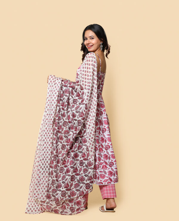 Suit (Copy) - Image 4