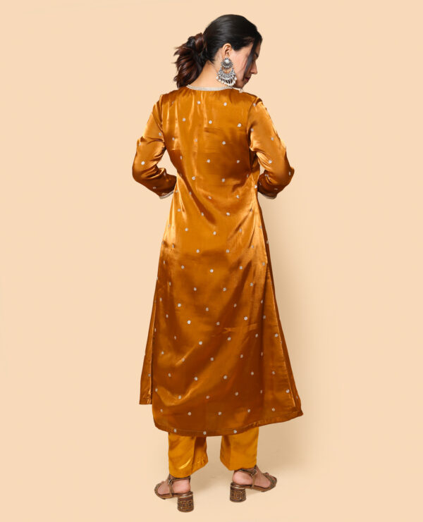 Suit (Copy) - Image 4