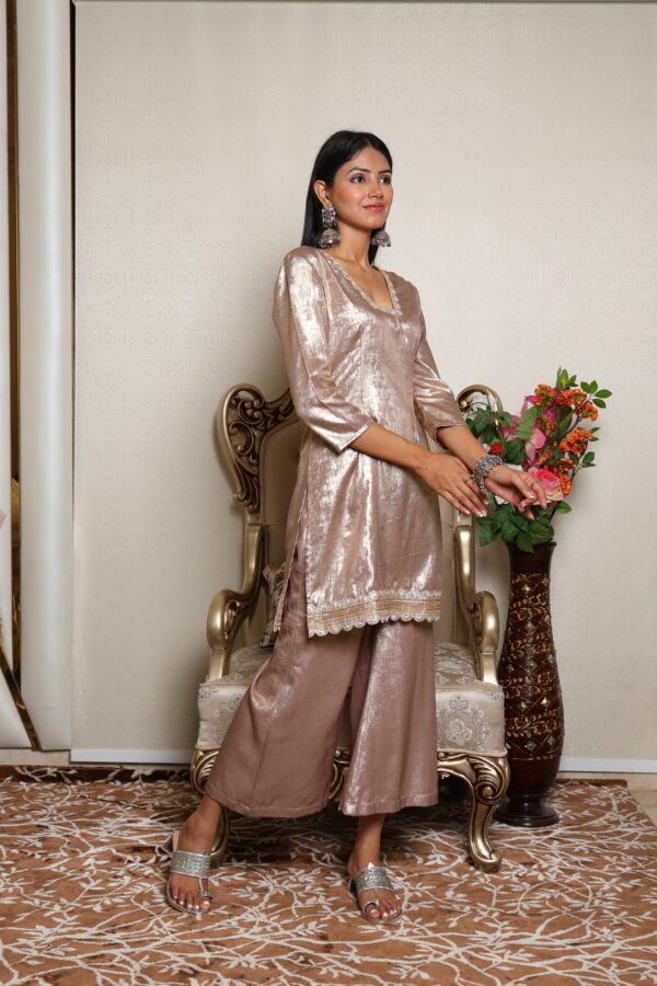 Suit - Image 5